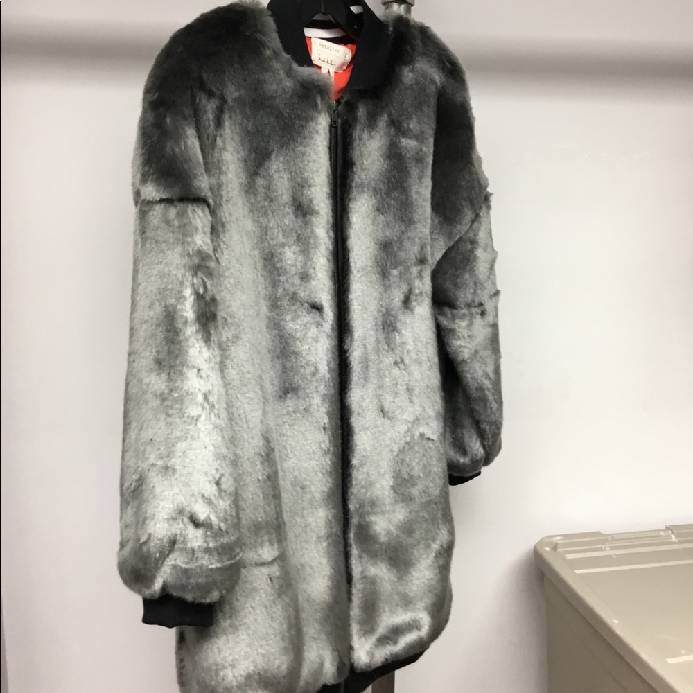 Nicole Miller Zipped Up Faux Fur Jacket - Picture 7 of 8
